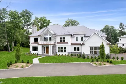 1 Quaker Ctr, Scarsdale, NY 10583