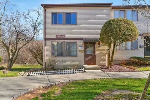 447 Country Club Ln, Pomona, NY 10970