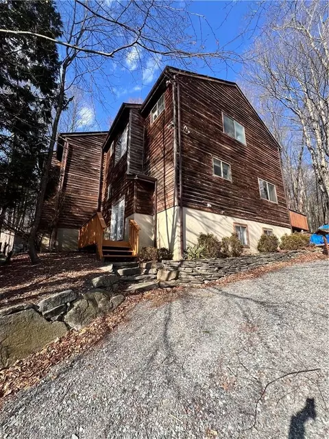 61 Meadowlark Ln, Woodridge, NY 12789