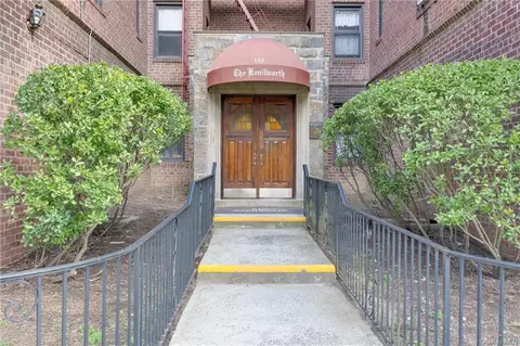 142 Garth Rd #2Q, Scarsdale, NY 10583