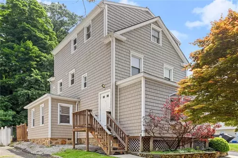 33 Pemberwick Rd, Greenwich, CT 06831