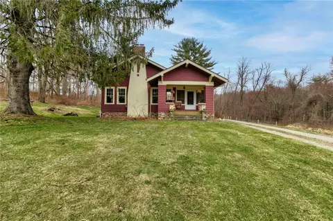 775 N Quaker Hill Rd, Pawling, NY 12564