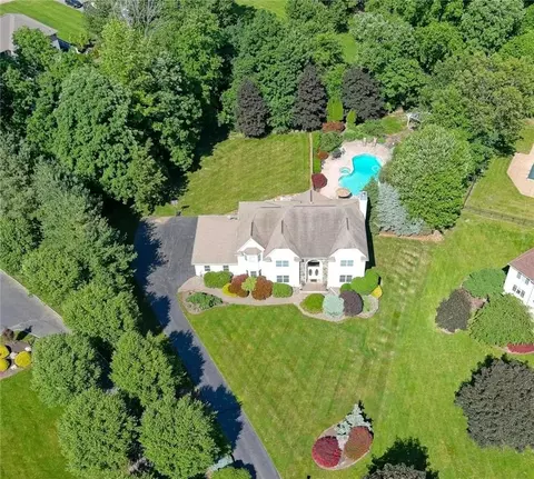 7 Diamond Ct, Ramapo, NY 10901