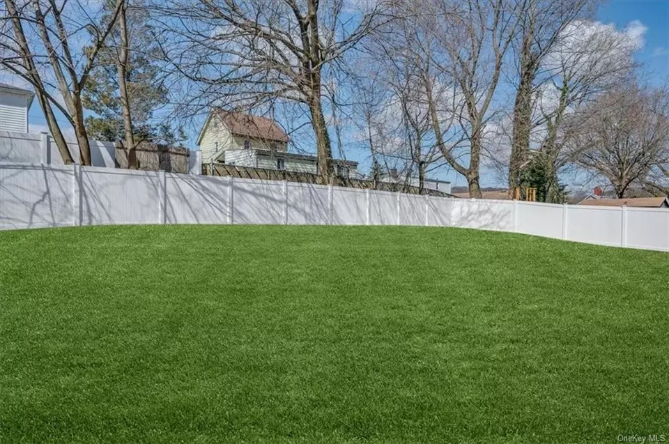 123 Edgepark Rd, Greenburgh, NY 10603 35 Photos Movoto