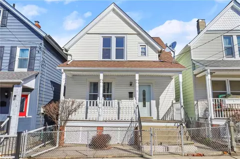 9 Francis St, Mount Pleasant, NY 10591