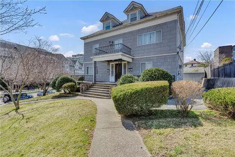 165 Church St, White Plains, NY 10601