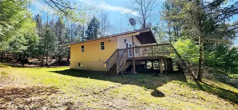 17 Birch Ln, Swan Lake, NY 12783