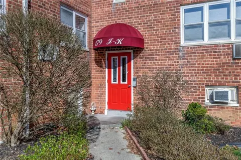 179 Drake Ave #1J, New Rochelle, NY 10805