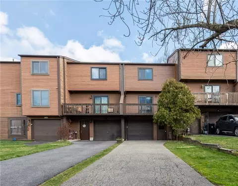 6 Adrian Ct #D, Cortlandt, NY 10567