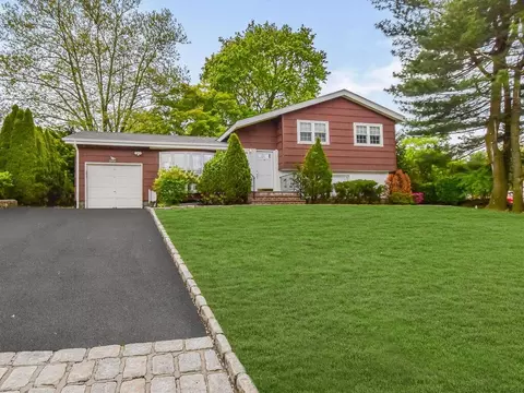 260 E Grassy Sprain Rd, Yonkers, NY 10710