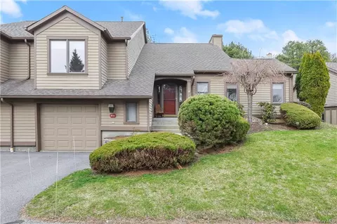 877 Heritage Hls #B, Somers, NY 10589