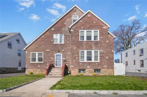 23 S Devoe Ave, Yonkers, NY 10705