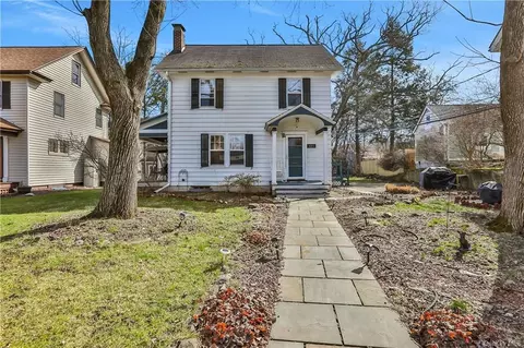 125 Innis Ave, Poughkeepsie, NY 12601