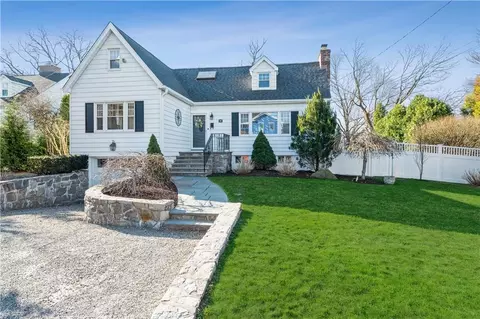 28 Warren St, Greenburgh, NY 10706