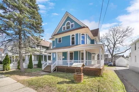 150 Cottage St, Middletown, NY 10940