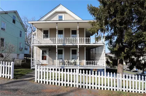 10 Church St, Marlboro, NY 12542