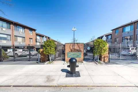154-27 Riverside Dr #6B, New York, NY 11357