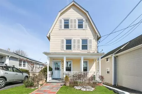 209 Jensen Ave, Mamaroneck, NY 10543