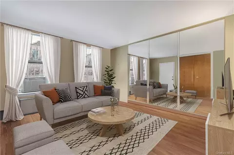1739 Popham Ave, Bronx, NY 10453