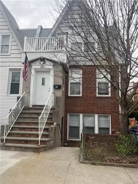 226 Quincy Ave, Bronx, NY 10465