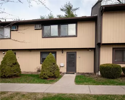 604 Chelsea Cv S, Beekman, NY 12533