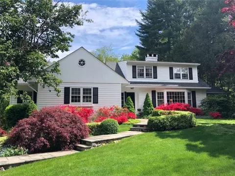 15 North Way, New Castle, NY 10514