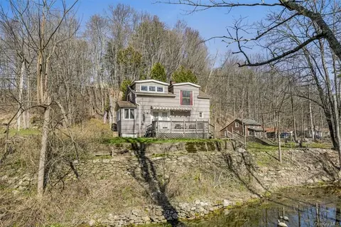 72 Phillipsport Rd, Mamakating, NY 12790