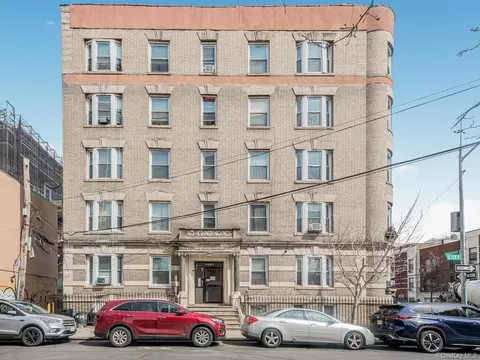 887 E 178th St, Bronx, NY 10460 photo 1