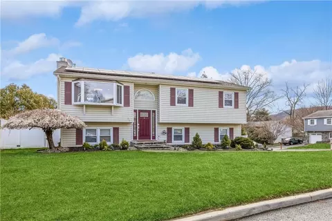 55 Morton St, Haverstraw, NY 10923