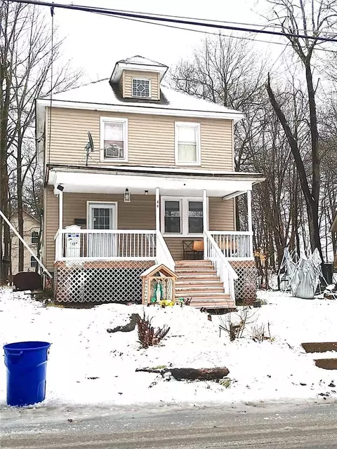 46 Landfield Ave, Thompson, NY 12701