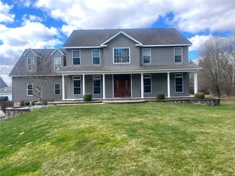 121 Lippincott Rd, Shawangunk, NY 12589