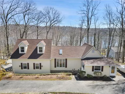 55 Gates Dr, Patterson, NY 12563