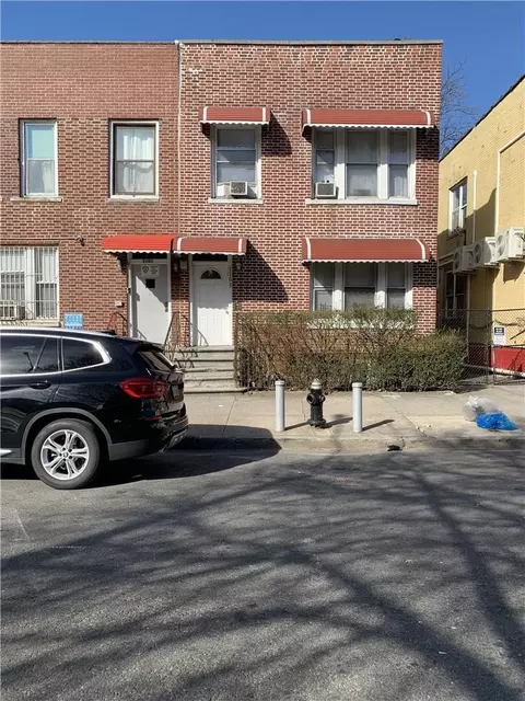 1103 Fteley Ave, New York, NY 10472