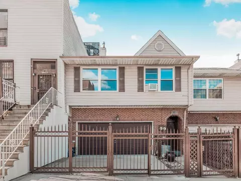 1473 Longfellow Ave, New York, NY 10460
