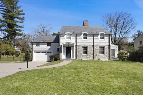 49 Drake Rd, Scarsdale, NY 10583