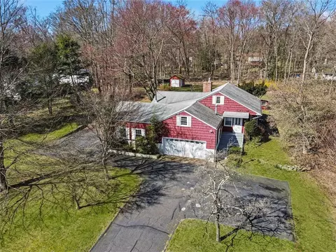 1 Eros Dr # A, Ramapo, NY 10952