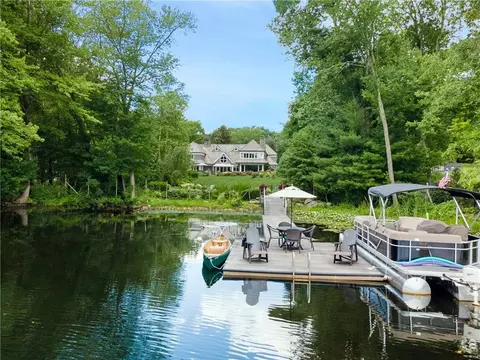 131 S Bedford Rd, Pound Ridge, NY 10576