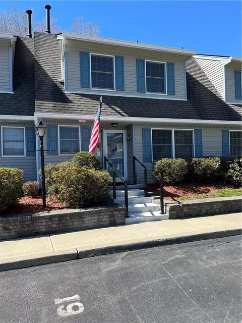 19 Wintergreen Ct, Montgomery, NY 12549