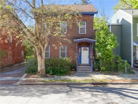 163 Union St, Poughkeepsie, NY 12601