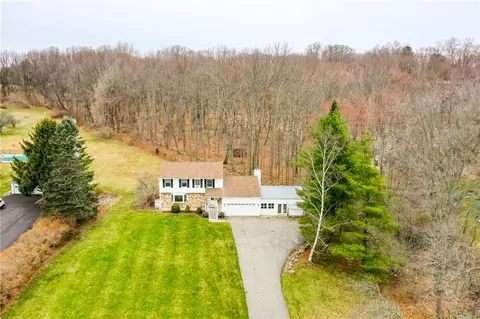 45 Susan Dr, Beekman, NY 12570