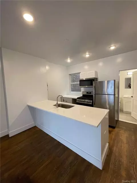 103 Renwick St, Newburgh, NY 12550