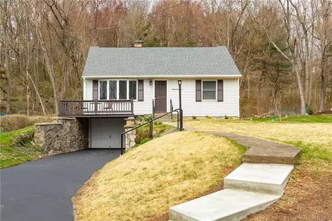 4 Bishop Dr, La Grange, NY 12603
