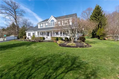 3884 Marcy St, Yorktown, NY 10547