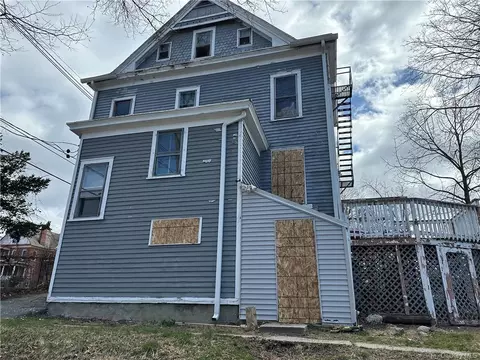 28 Corlies Ave, Poughkeepsie, NY 12601
