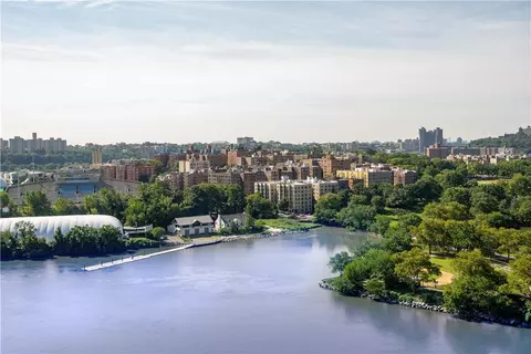 2400 Johnson Ave #6B, New York, NY 10463