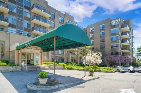 35 N Chatsworth Ave #4C, Larchmont, NY 10538