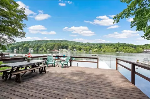 43 S Shore Dr, Lewisboro, NY 10590