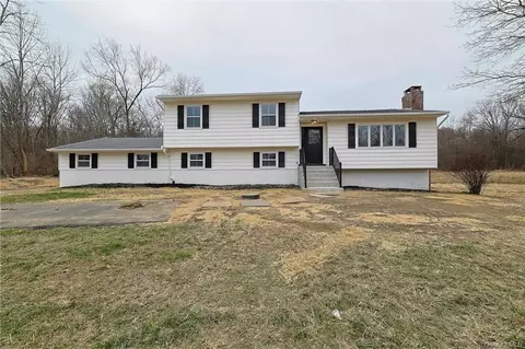 315 Toleman Rd, Washingtonville, NY 10992