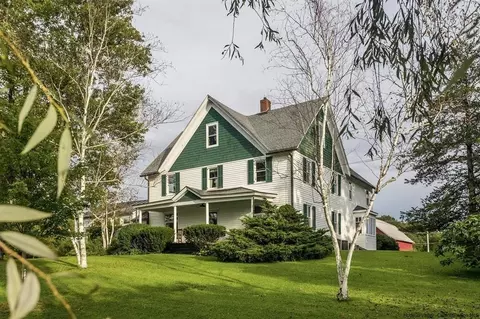 2961 Lucas Tpke, Rochester, NY 12404