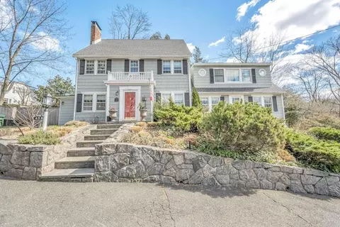 438 Bellwood Ave, Mount Pleasant, NY 10591